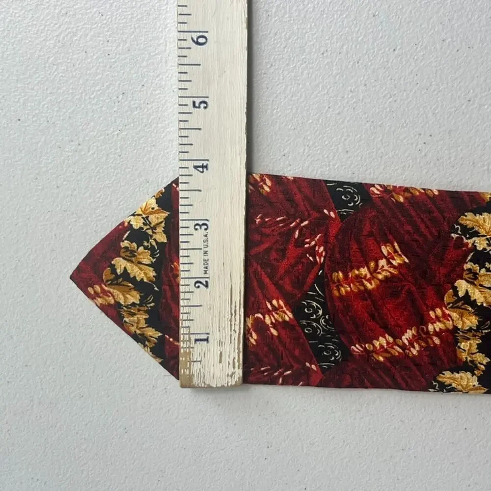 Ermenegildo Zegna Men's 100 % Silk Tie Red Yellow Black Abstract Floral Pattern